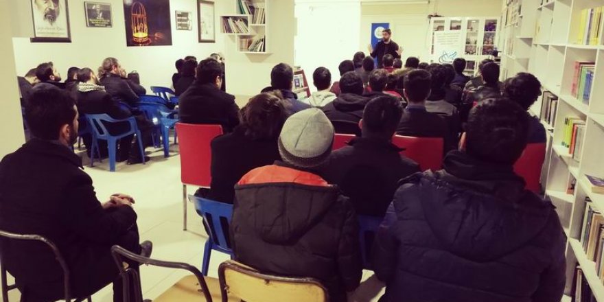 Adem Özköse, Van Özgür-Der’de Gençlerle Buluştu