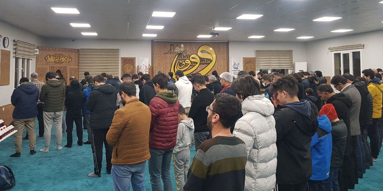 Özgür-Der Diyarbakır Şubesinde sabah namazı buluşması