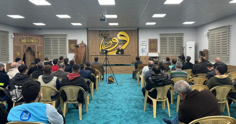 Diyarbakır Özgür-Der'de "Kur'an'a Yaklaşım Meselemiz" konuşuldu
