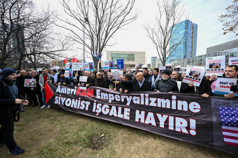Emperyalist Trump, ABD'nin Ankara Büyükelçiliği önünde protesto edildi