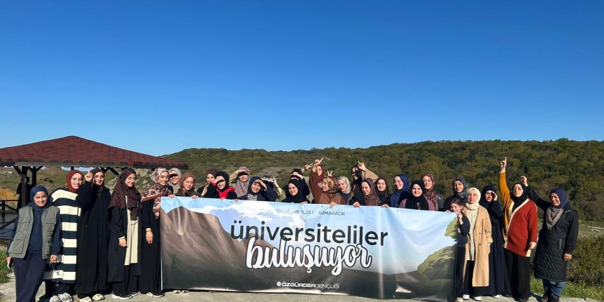 Üniversiteli hanımlar Marmaracık’ta buluştu