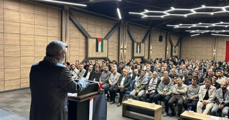 Tatvan'da "Düşmanına Benzeyen Ümmetin Gazze İmtihanı " konferansı yapıldı