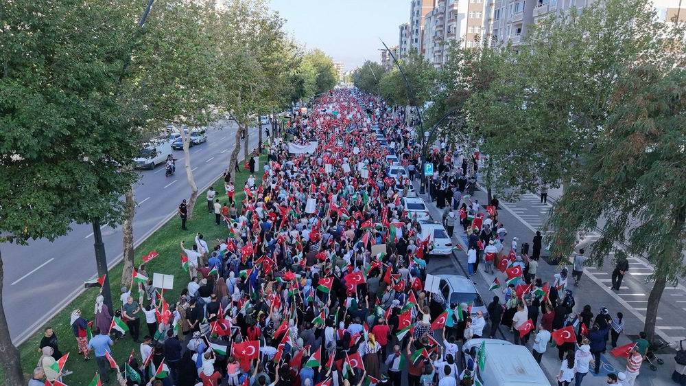 Kahramanmaraş'ta binler Hamas direnişini ve SUMUD yolcularını selamladı