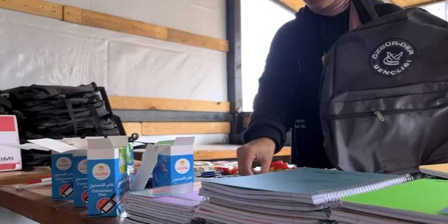 Özgür-Der Gençliği’nden Gazze’ye kırtasiye desteği