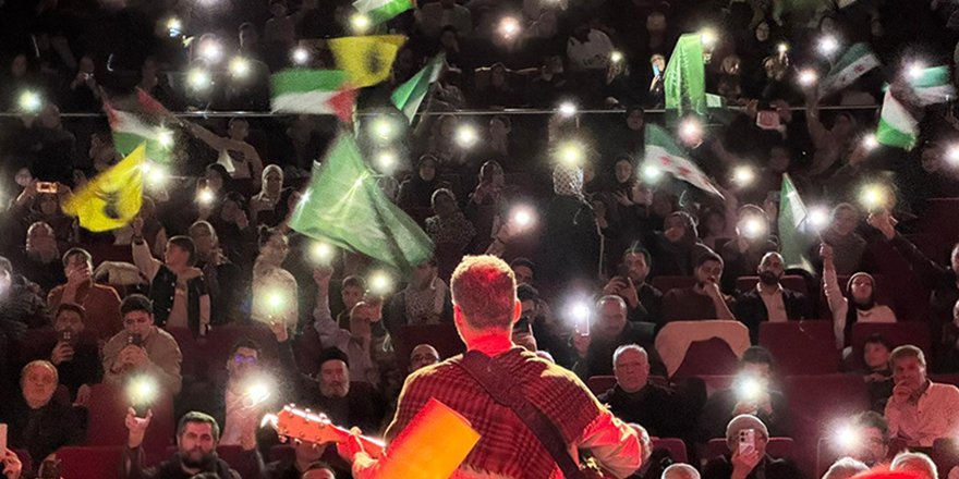 Hayat iman ve cihattır: Ümmet ile dayanışma ve şehitleri anma gecesi Fatih'te düzenlendi