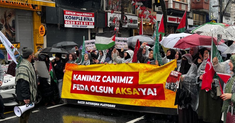 Fatih Camii’nden Beyazıt’a Filistin yürüyüşü: Siyonist çete, emperyalist ABD Ortadoğudan defolun!