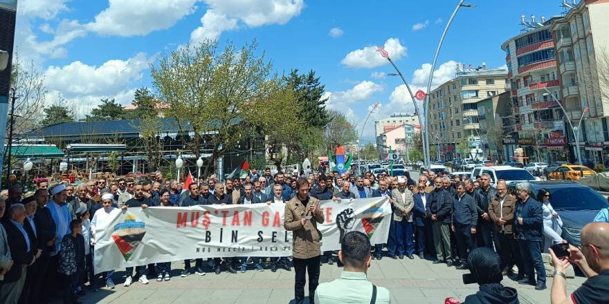 Haydut İsrail’in Sumud Filosuna müdahalesi Muş’ta protesto edildi