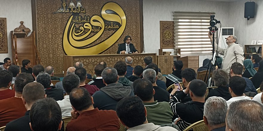 Diyarbakır Özgür-Der’de kötülük karşısında Müslümanların tavrı konuşuldu