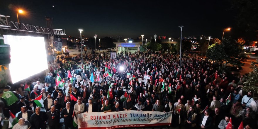 Üskürdar’da Sumud Filosu'na destek eylemi gerçekleştirildi