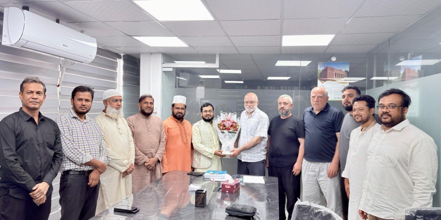 Özgür-Der ve Fetih Vakfı yöneticileri Bangladeş Cemaat-i İslami merkezini ziyaret etti