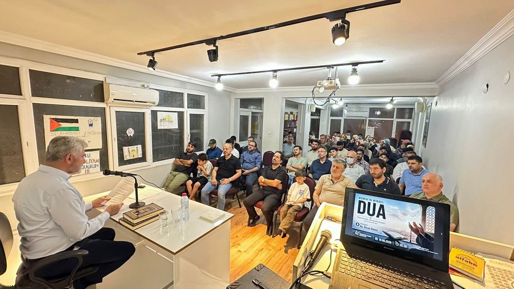 Adana Özgür-Der’de “Müminin miracı: Dua” konuşuldu